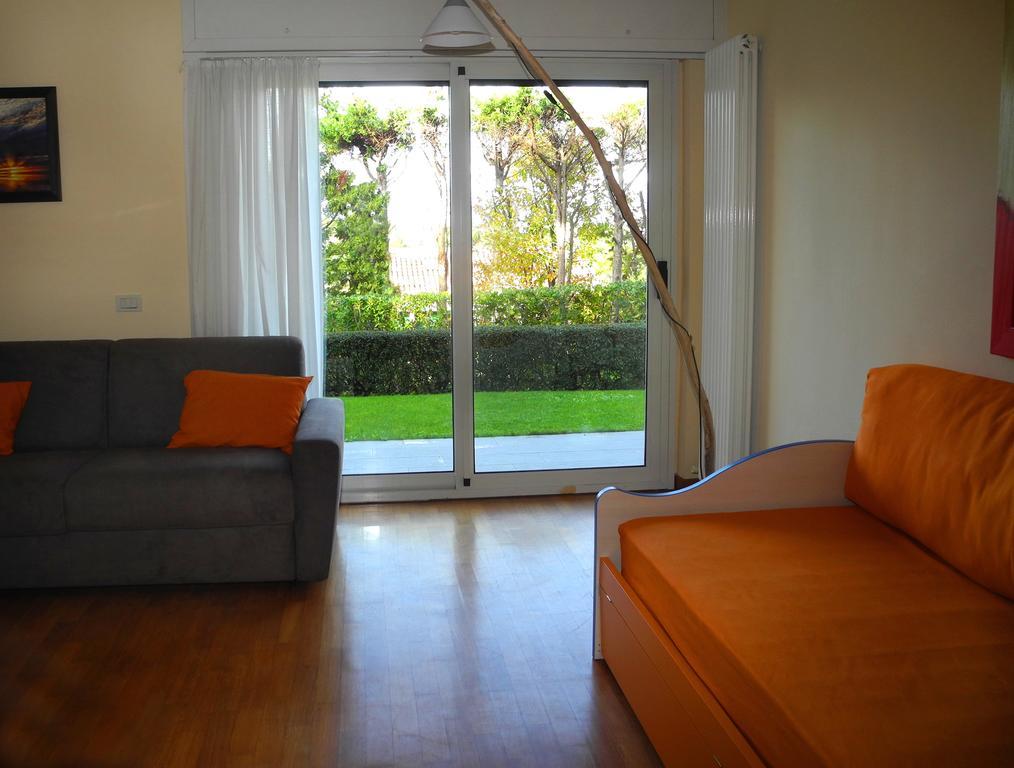 Collemare Apartman Pesaro Kültér fotó